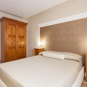Apartment Un Piccolo Rifugio A Due Passi Dall Arena, Verona