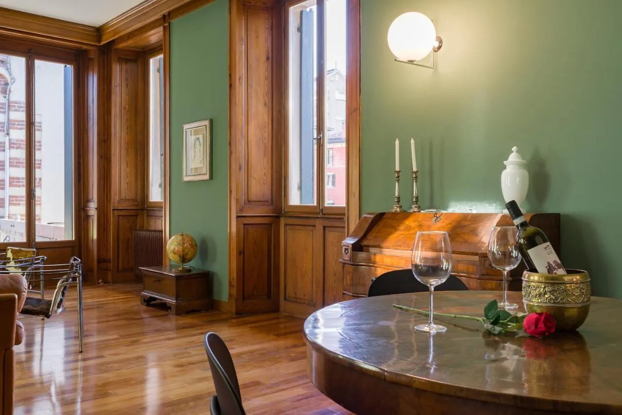 Domus La Costa Apartment Verona