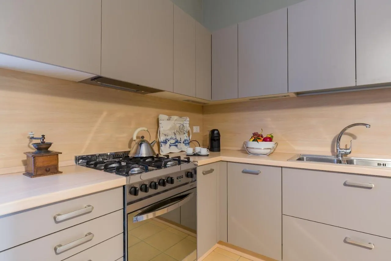 Domus La Costa Apartment Verona